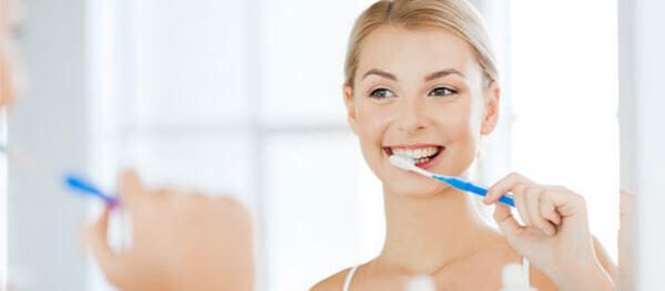 Doğru diş fırçalama | İmplant Tedavisi, İmplant Fiyatları, Diş Teli